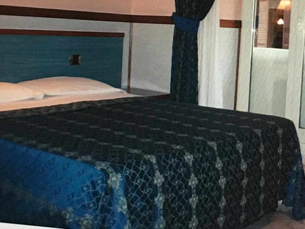 Hotel Rubino ローマ エクステリア 写真
