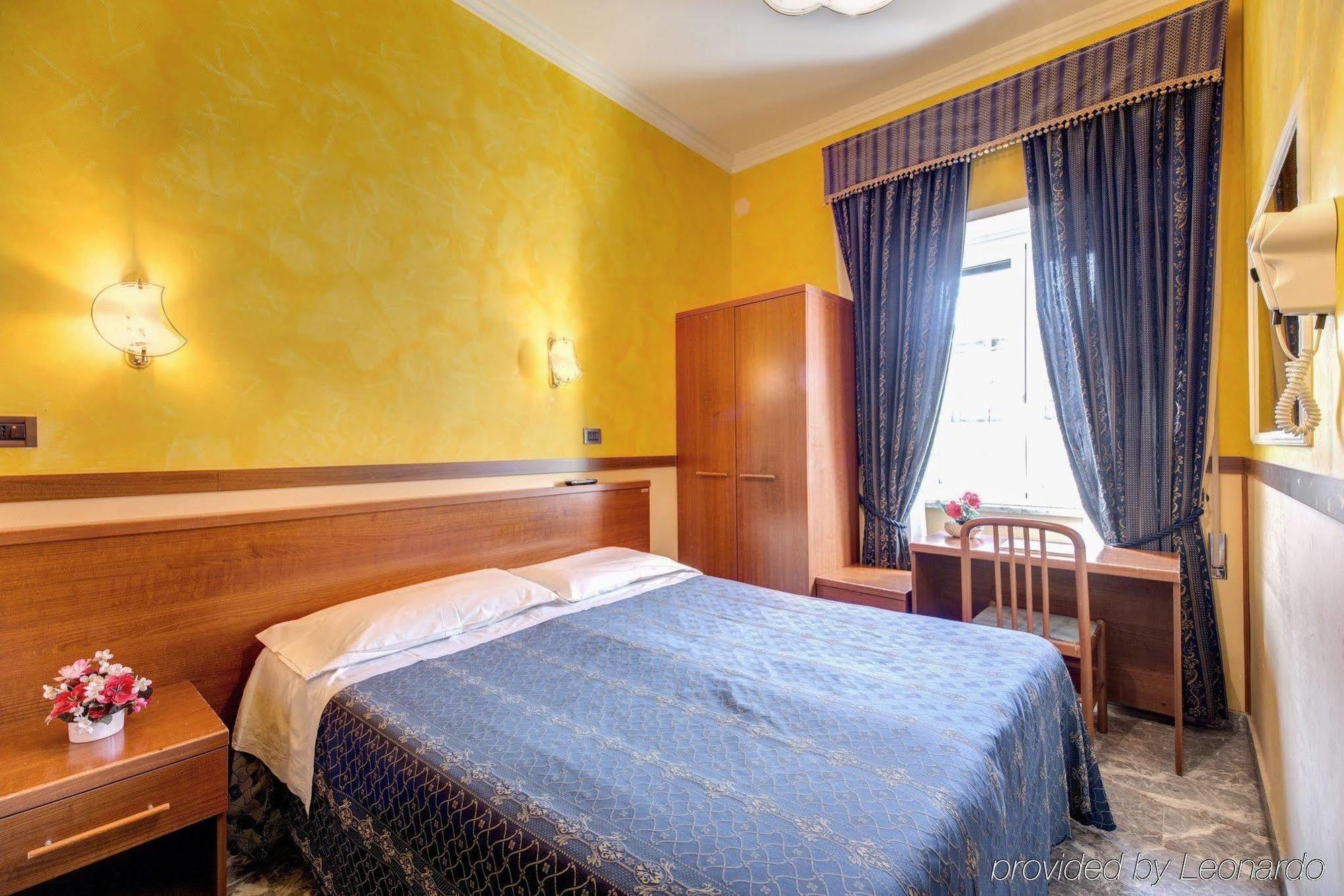 Hotel Rubino ローマ エクステリア 写真